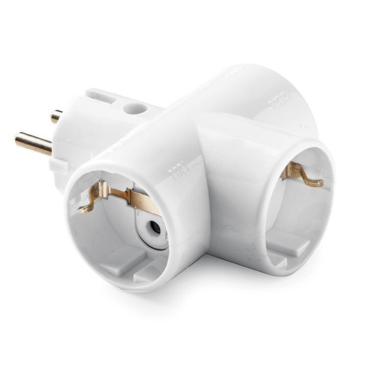 Adaptador triple 16A