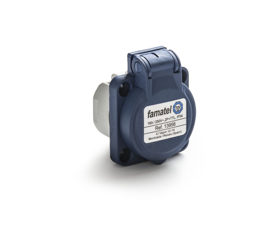 Bases empotrar 16A IP54