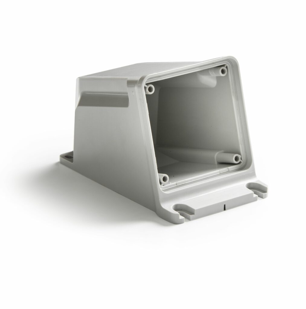 Caja vacía superficie 16A/32A