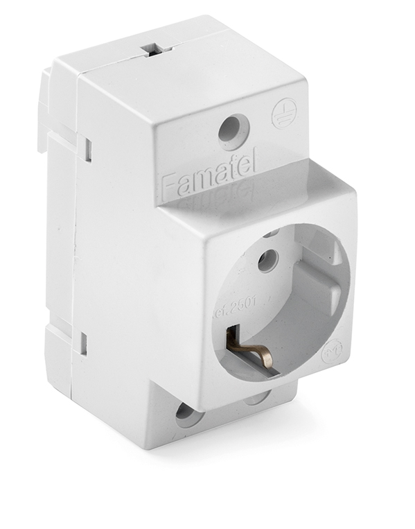 Base carril DIN 16A con TT