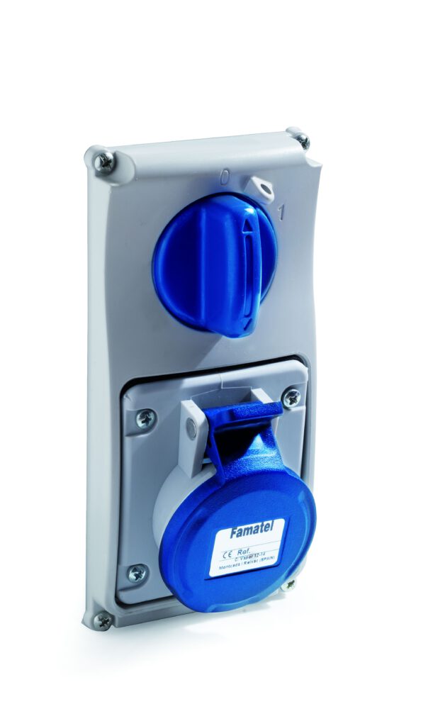 Base interblocante empotrar vertical 16A/32A IP54