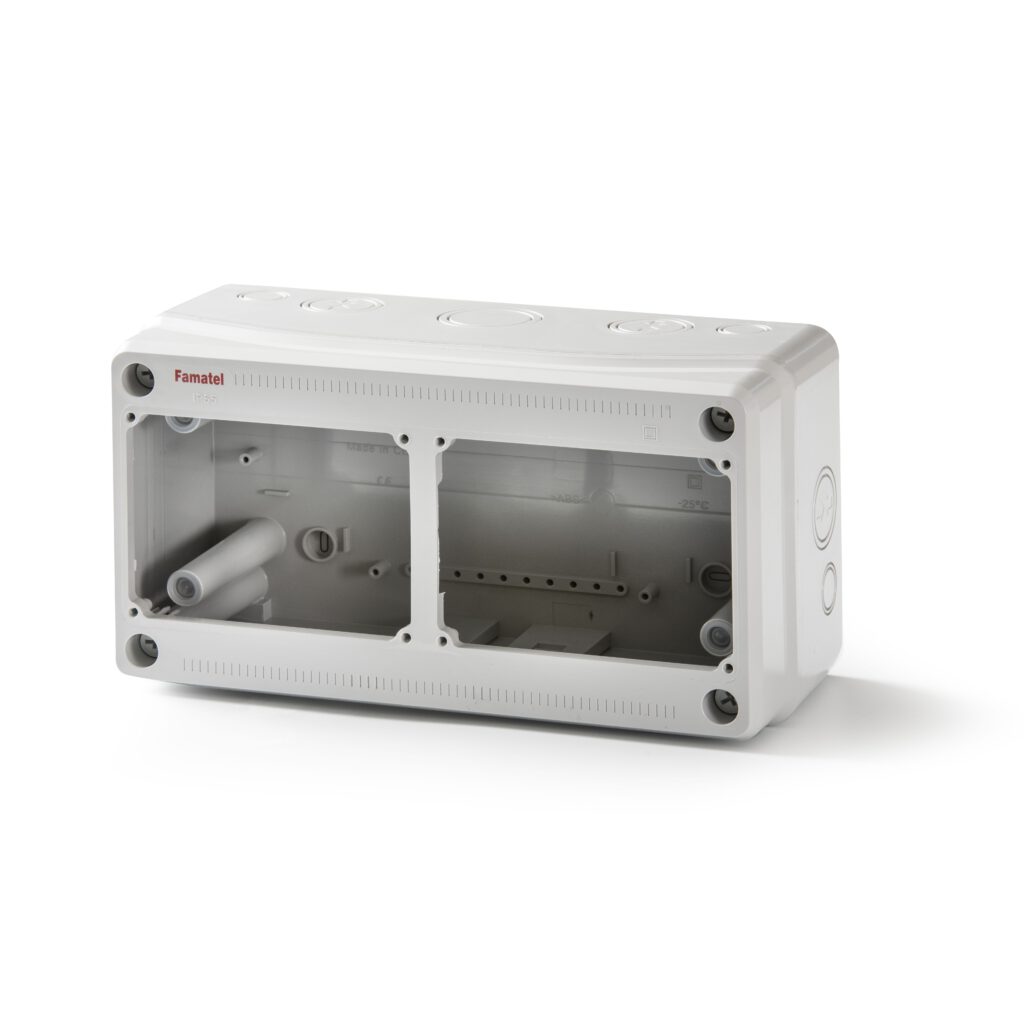 Envolvente pretroquelada para 2 bases interblocantes