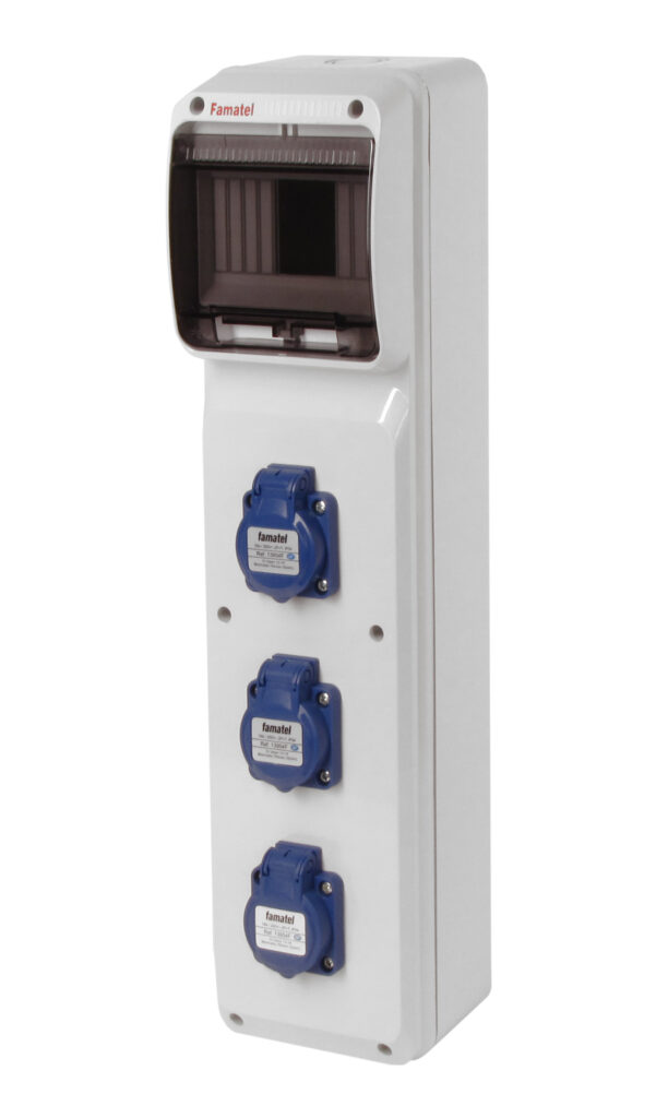 Envolventes 6 módulos IP54