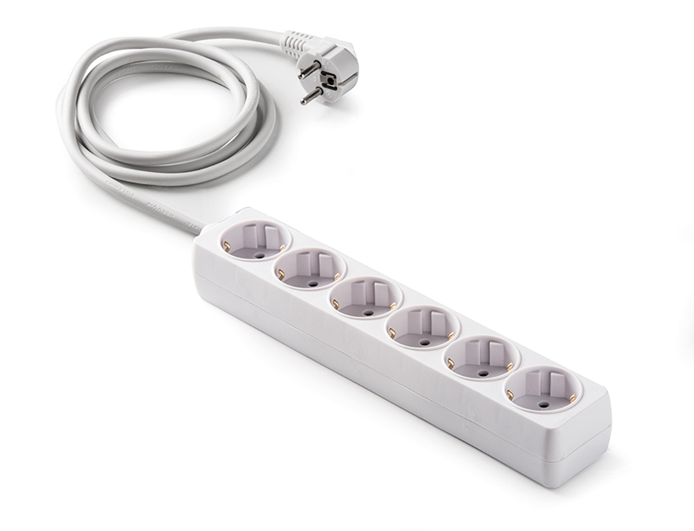 Base 6 tomas 16A + 1.5m cable