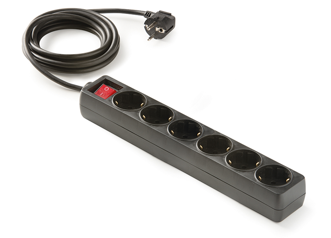 Base 6 tomas 16A e interruptor + 1.5m cable